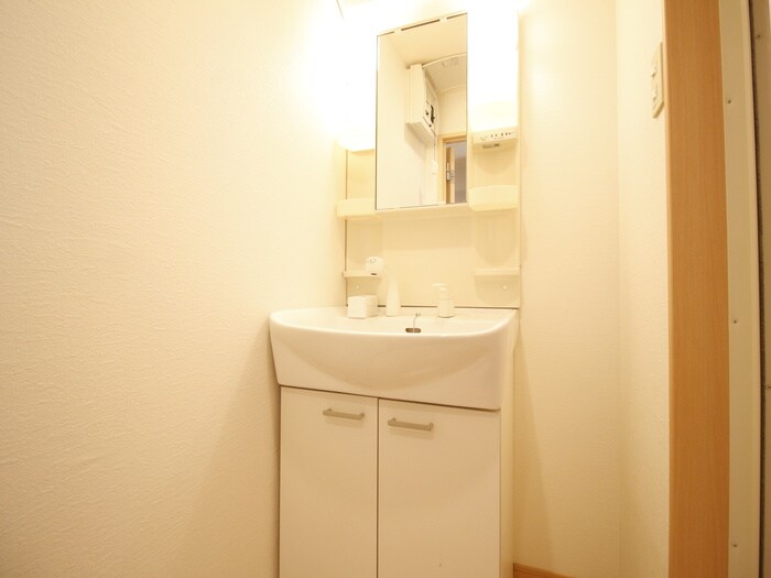 物件内観写真12　(洗面)