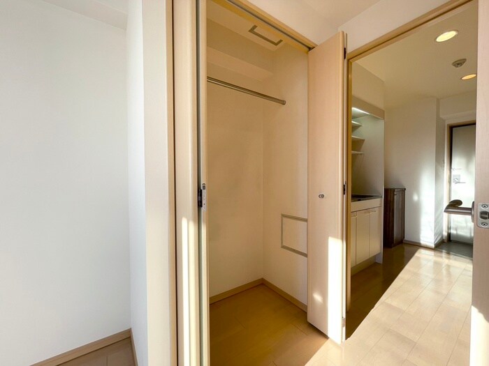 物件内観写真13　(収納)