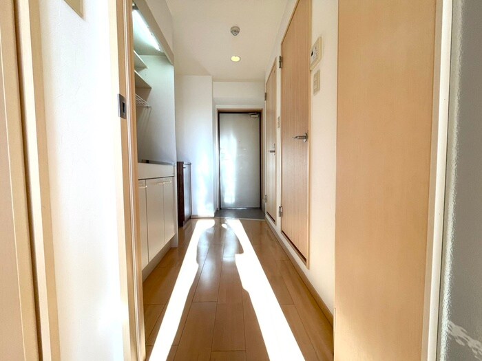 物件内観写真19　(廊下)