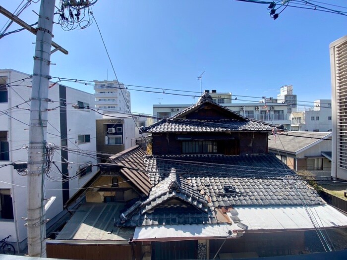 物件内観写真17　(室内からの展望)