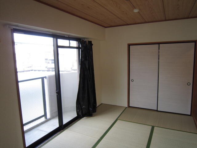 物件内観写真12　(居室)