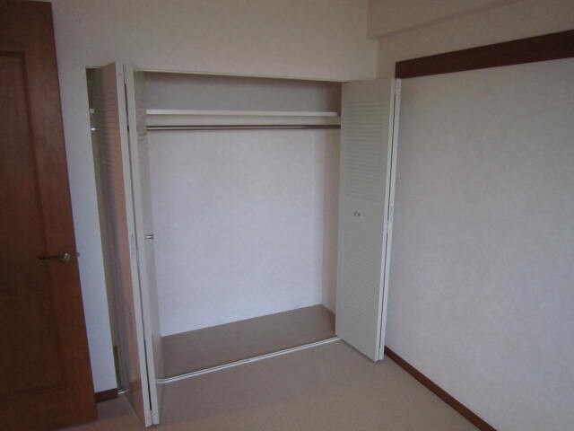 物件内観写真14　(収納)