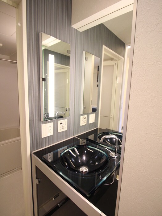 物件内観写真10　(洗面)