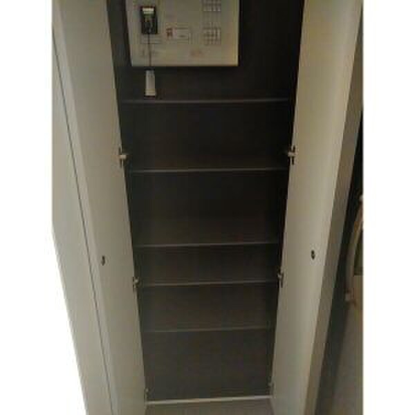 物件内観写真12　(靴箱)