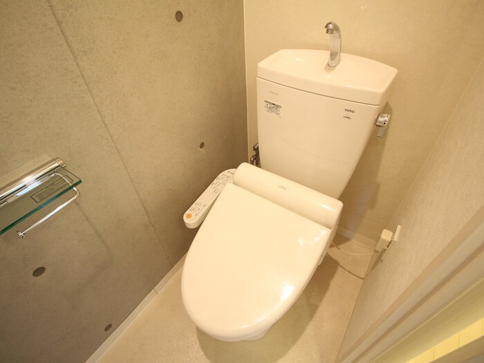 物件内観写真18　(トイレ)