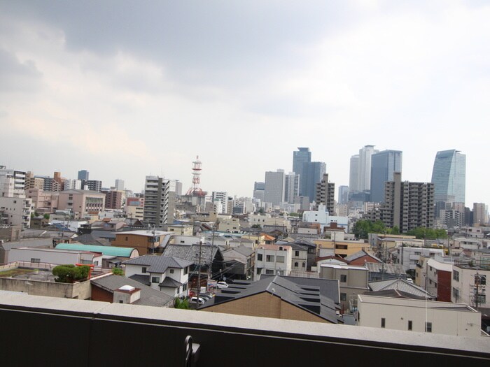 物件内観写真22　(室内からの展望)