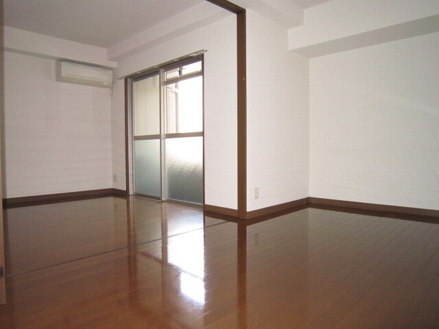 物件内観写真15　(居室)