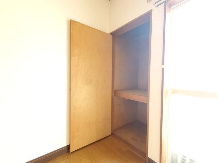 物件内観写真11　(収納)