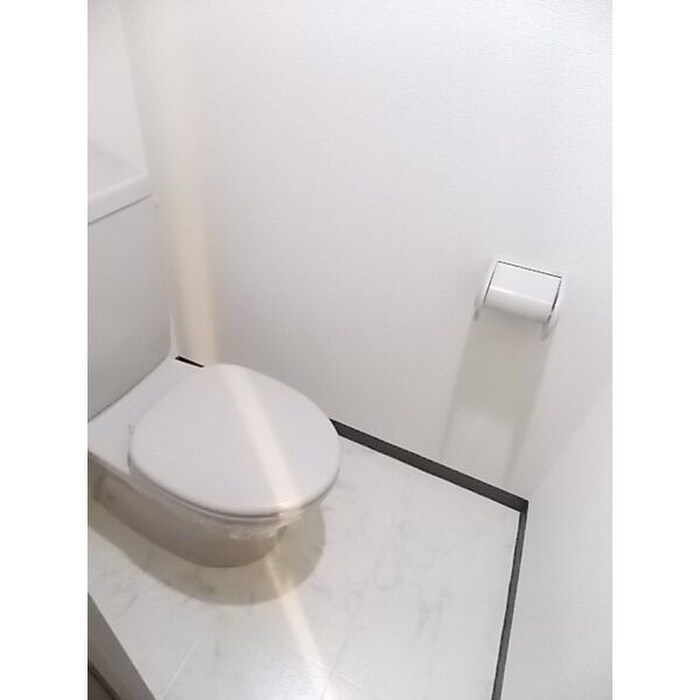 物件内観写真11　(トイレ)