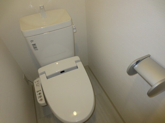 物件内観写真10　(トイレ)