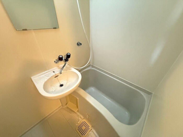 物件内観写真12　(バス／シャワールーム等)