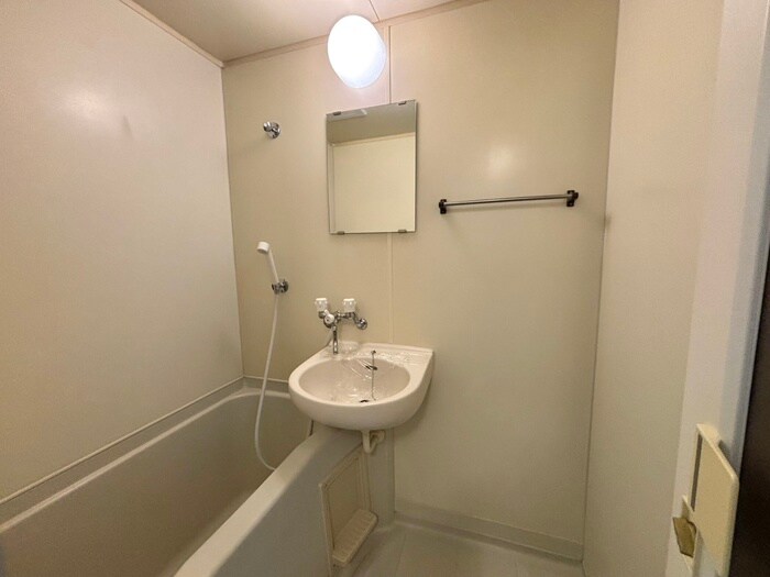 物件内観写真13　(洗面)