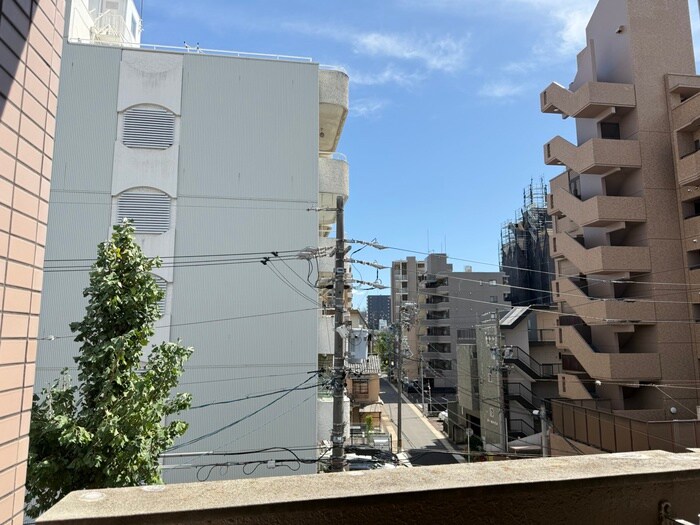 物件内観写真17　(室内からの展望)