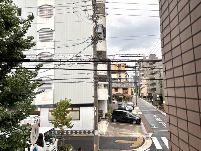 物件内観写真17　(室内からの展望)