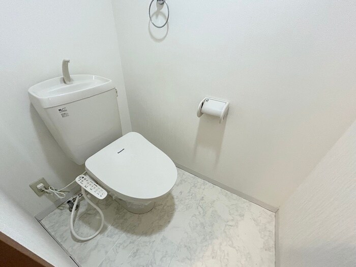 物件内観写真11　(トイレ)