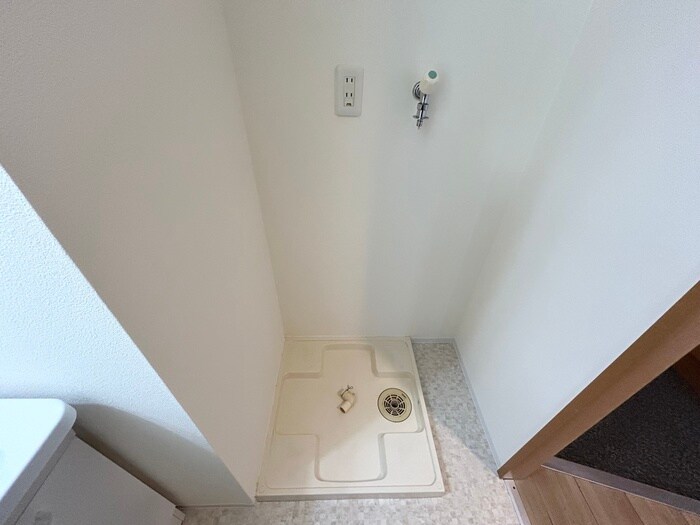 物件内観写真19　(洗濯機置場)