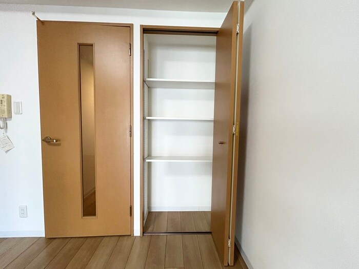 物件内観写真22　(収納)