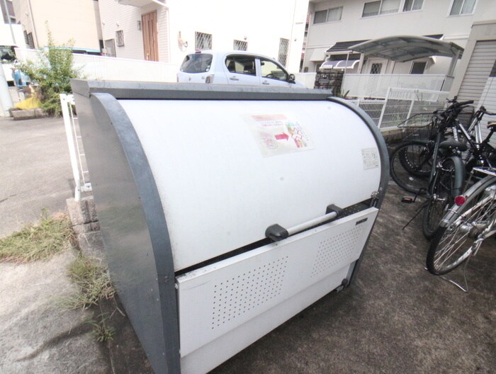 物件外観写真4　(建物設備)