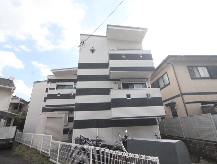 物件外観写真5　(外観写真)