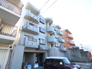 いづみハイツ平池外観写真