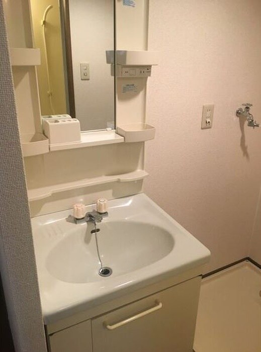 物件内観写真11　(洗面)