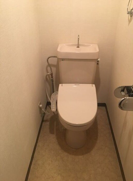 物件内観写真12　(トイレ)