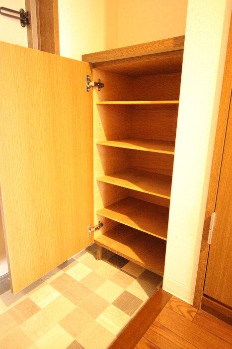 物件内観写真17　(靴箱)