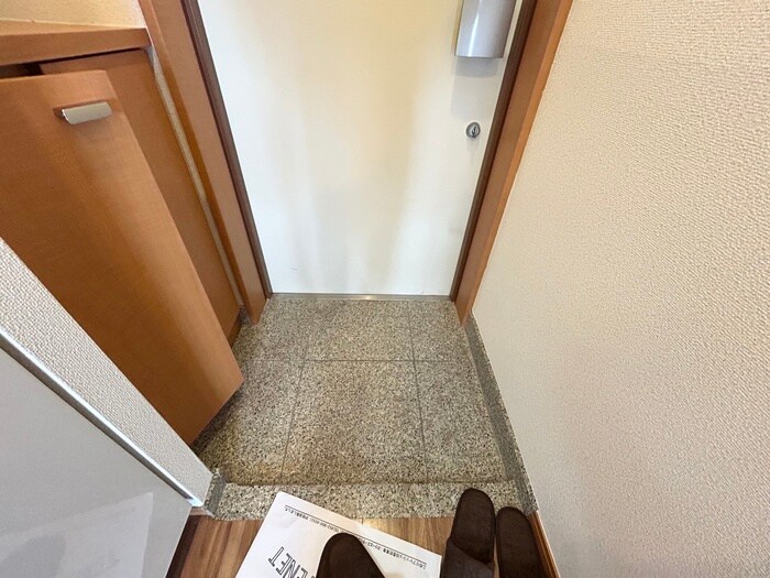 物件内観写真16　(玄関)