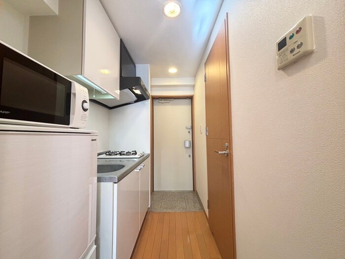 物件内観写真16　(廊下)