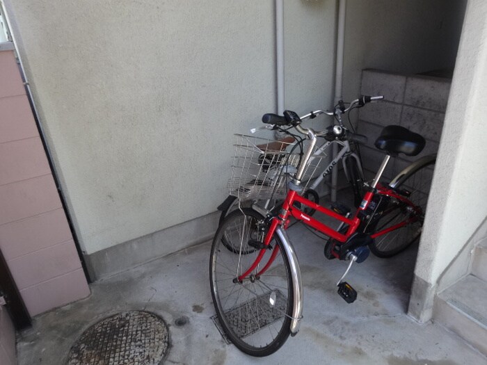 尾関ハイツの駐輪場