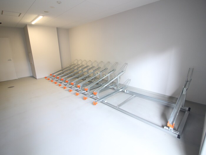 物件外観写真5　(駐輪場)