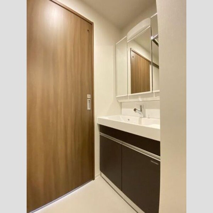 物件内観写真13　(洗面)