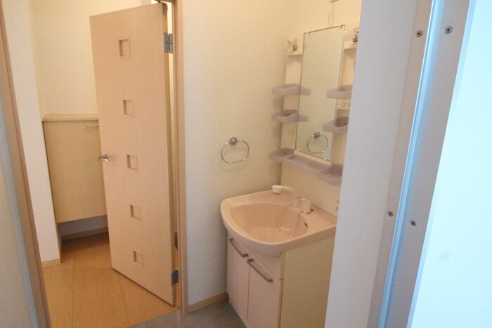 物件内観写真14　(洗面)