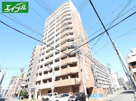 ﾌﾟﾚｻﾝｽ鶴舞ｸﾞﾘｰﾝﾊﾟｰｸ（1303）外観写真