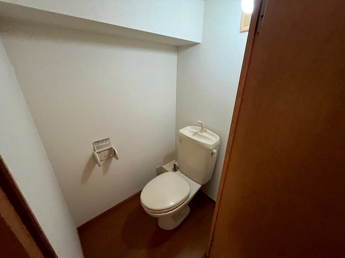 物件内観写真6　(トイレ)