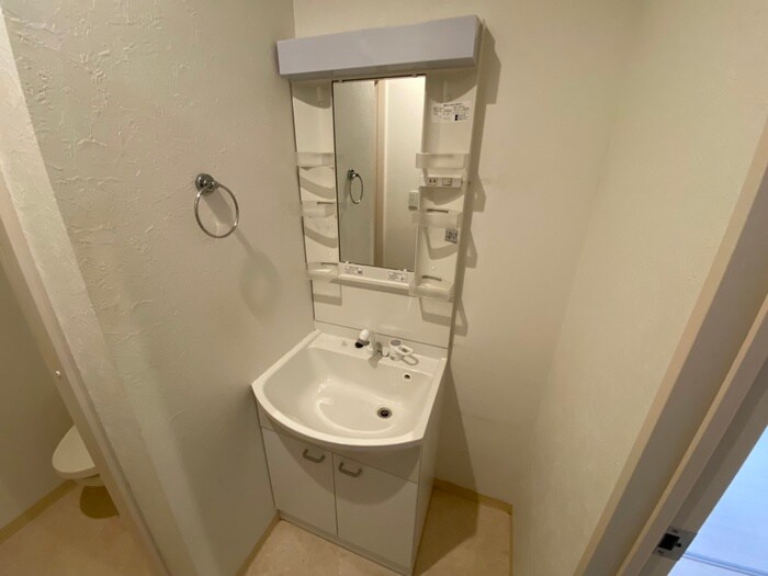 物件内観写真11　(洗面)