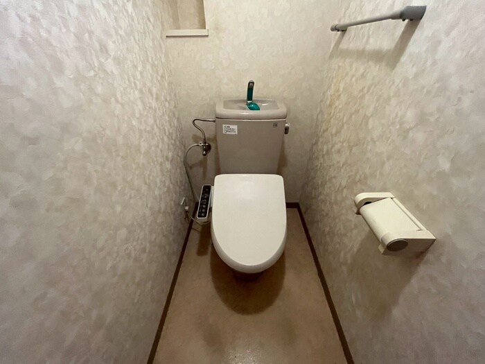 物件内観写真16　(トイレ)