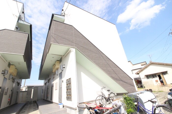 物件外観写真1　(外観写真)