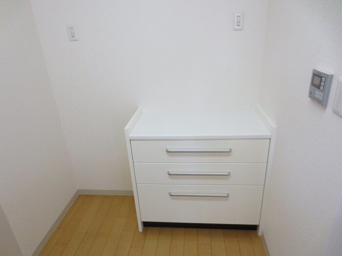 物件内観写真16　(収納)