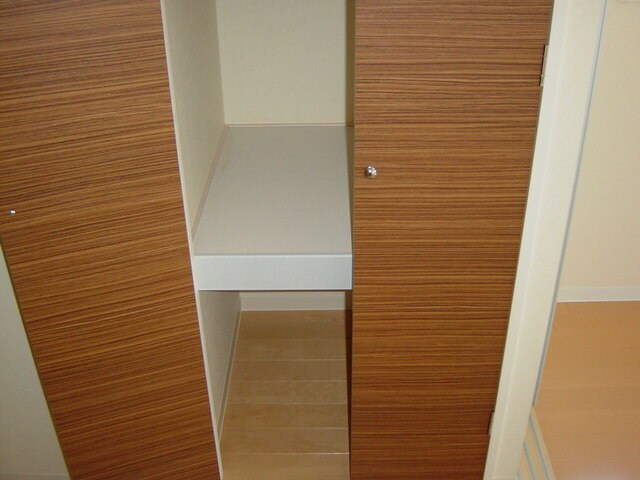 物件内観写真16　(収納)