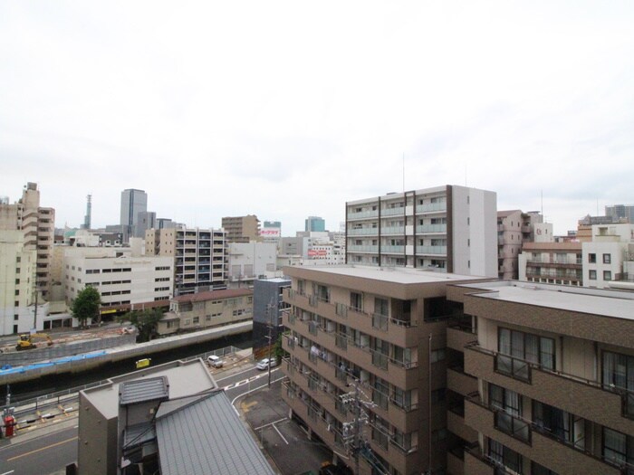 物件内観写真17　(室内からの展望)