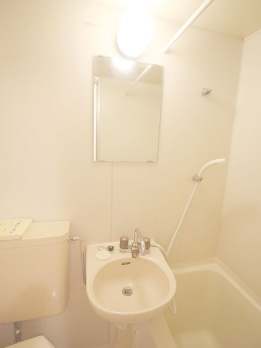 物件内観写真13　(洗面)