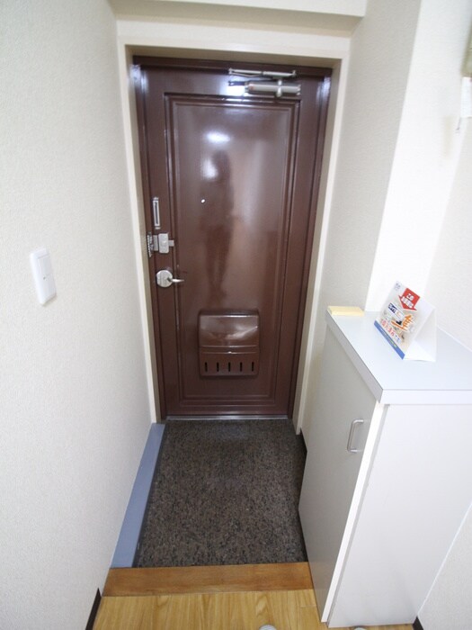 物件内観写真20　(玄関)