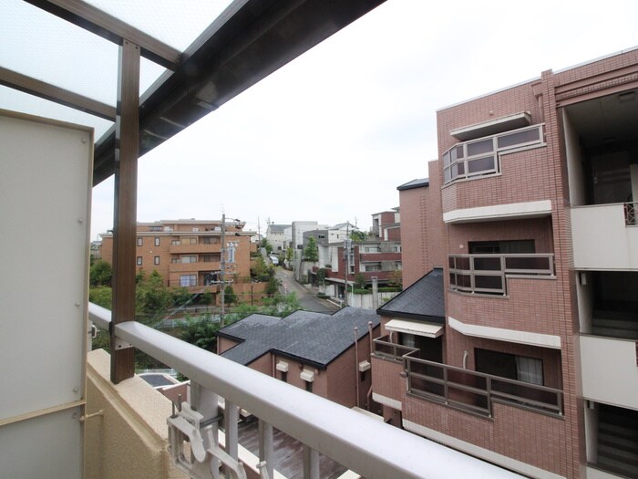 物件内観写真22　(室内からの展望)