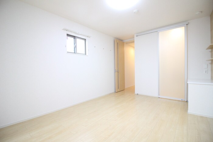 物件内観写真8　(内観写真)