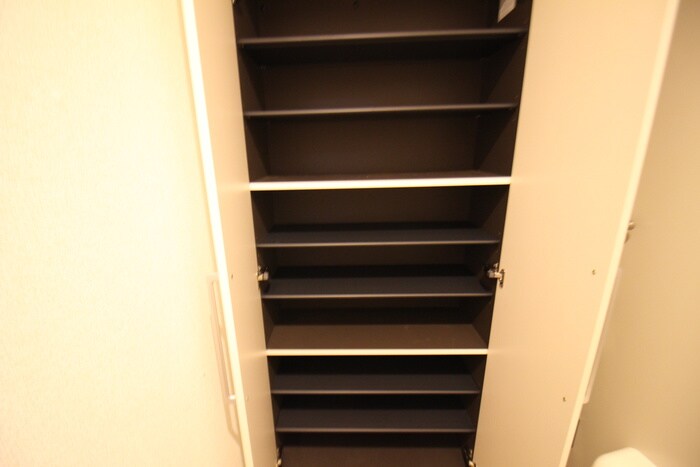 物件内観写真18　(靴箱)