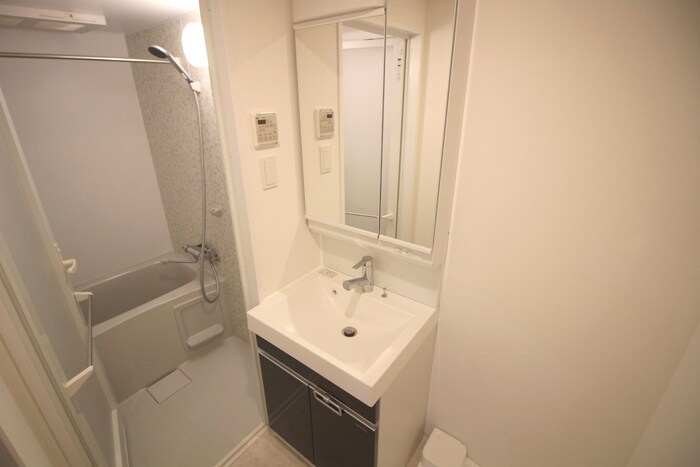 物件内観写真11　(洗面)