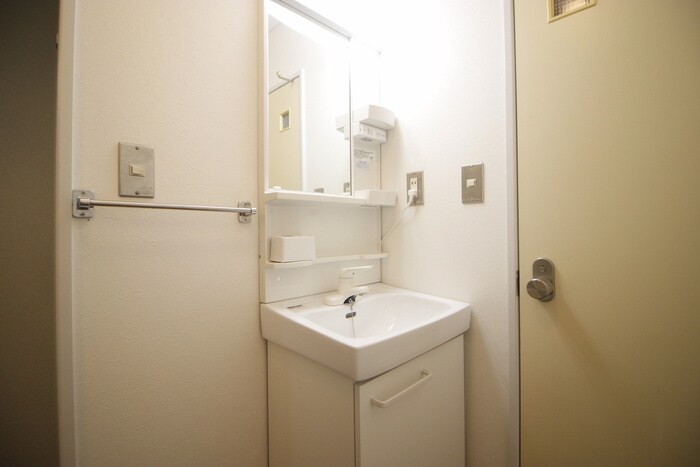 物件内観写真16　(洗面)