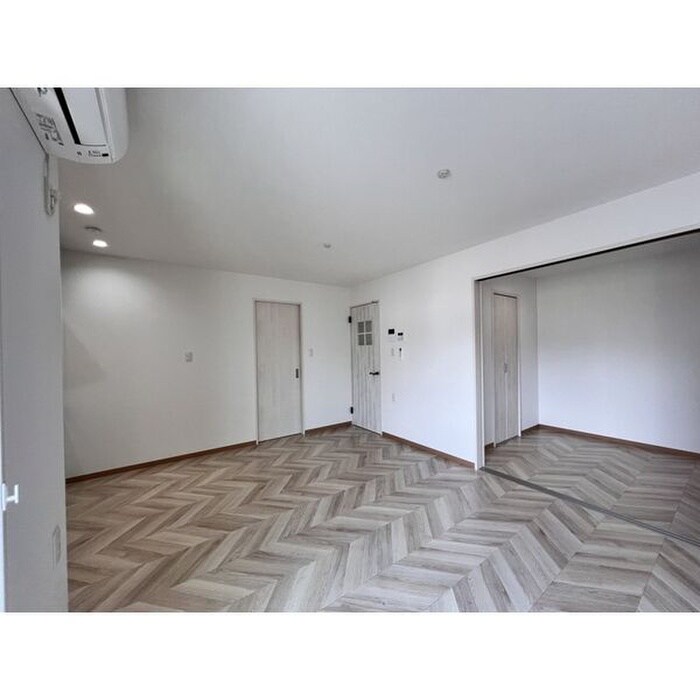 物件内観写真13　(居室)