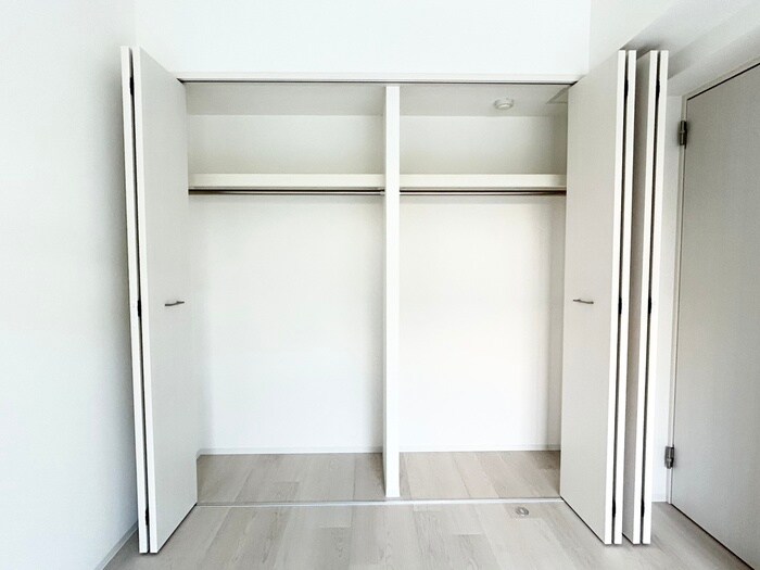 物件内観写真12　(収納)